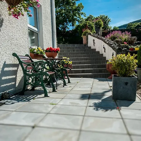 Bed & Breakfast Grove House 4*