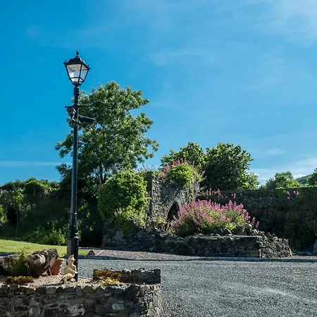 Grove House Bed & Breakfast
