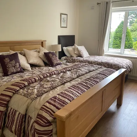 Grove House 4* Carlingford