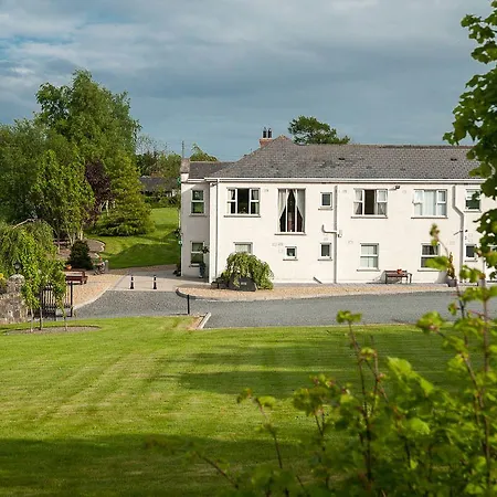 Grove House Bed & Breakfast 4*