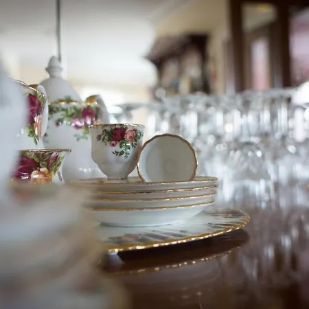 Grove House Bed & Breakfast Отель типа 