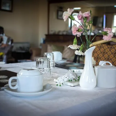 Grove House Bed & Breakfast 4* Карлингфорд