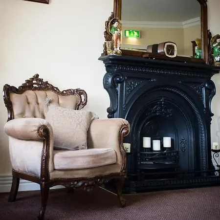 Grove House Bed & Breakfast Отель типа 