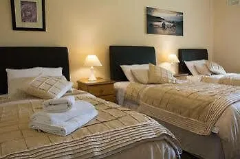 Bed & Breakfast Grove House