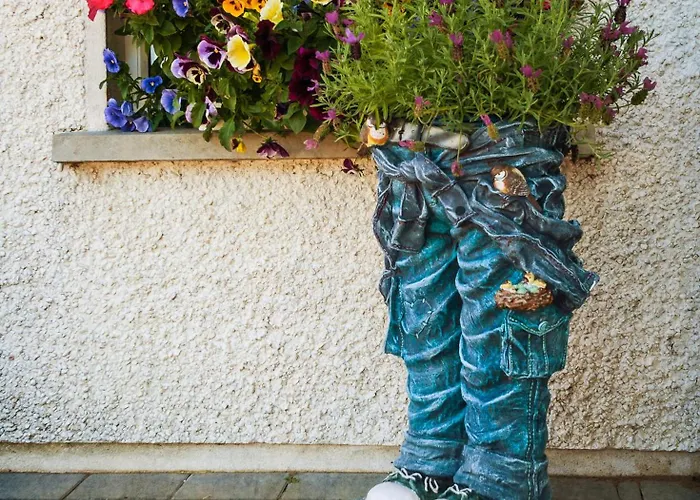 Grove House Bed and breakfast 4*