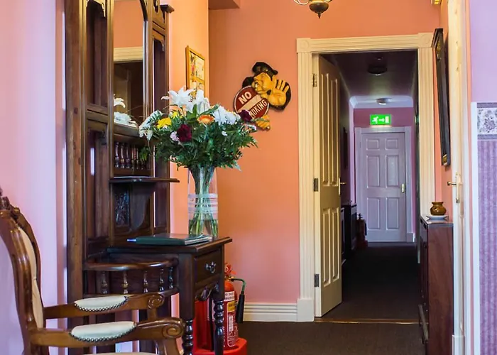 Grove House Bed & Breakfast Bed & Breakfast