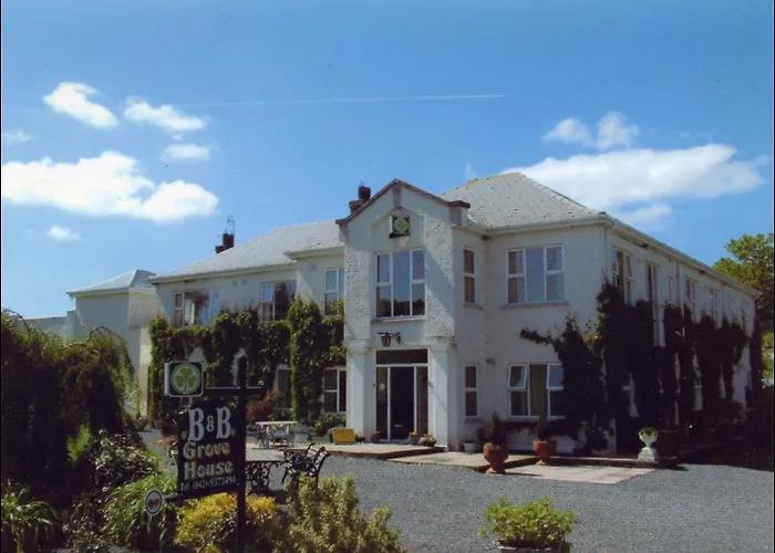 Bed & Breakfast Grove House