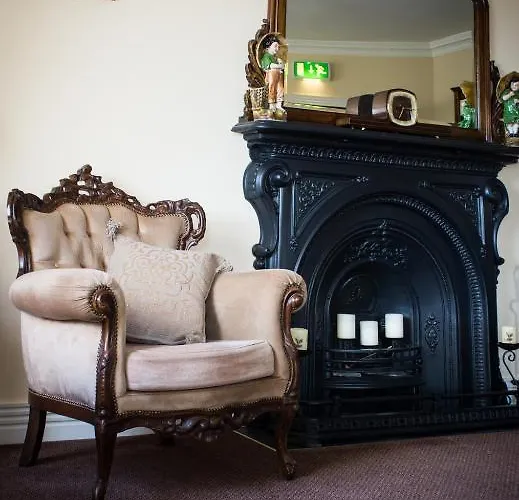 Grove House Bed & Breakfast Bed & Breakfast