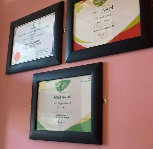 Bed & Breakfast Grove House 4*